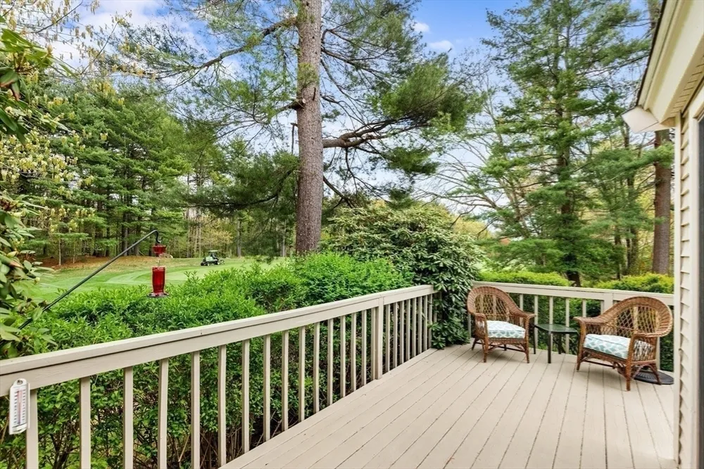 7 Wedge Ct, North Reading, MA 01864