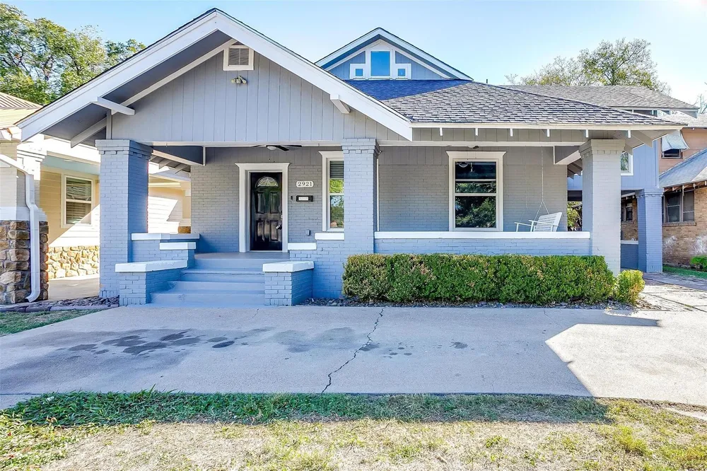 2921 S Jennings Ave, Fort Worth, TX 76110