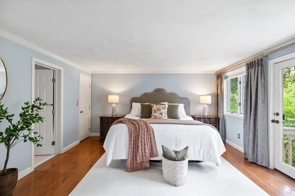 7 Wedge Ct, North Reading, MA 01864