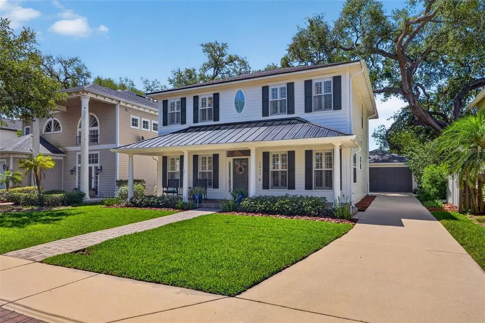 2812 W Paxton Ave, Tampa, FL 33611