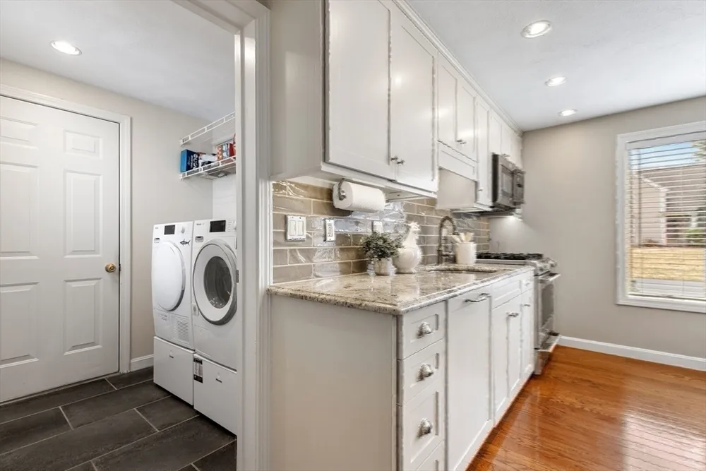 7 Wedge Ct, North Reading, MA 01864