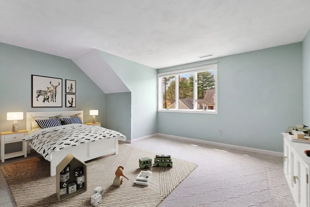 7 Wedge Ct, North Reading, MA 01864