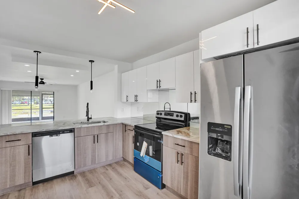 7674 Tahiti Ln, Lake Worth Beach, FL 33467
