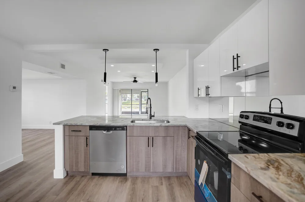 7674 Tahiti Ln, Lake Worth Beach, FL 33467