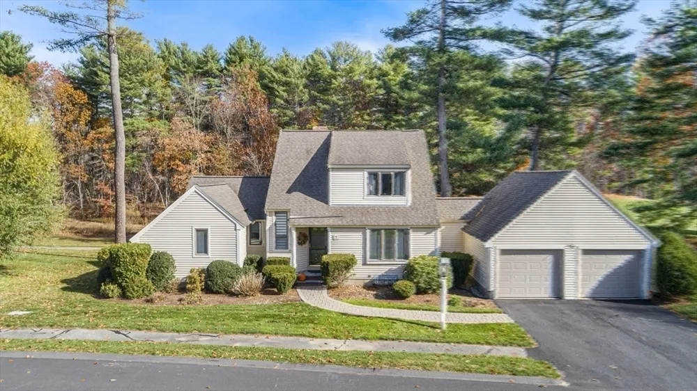 7 Wedge Ct, North Reading, MA 01864