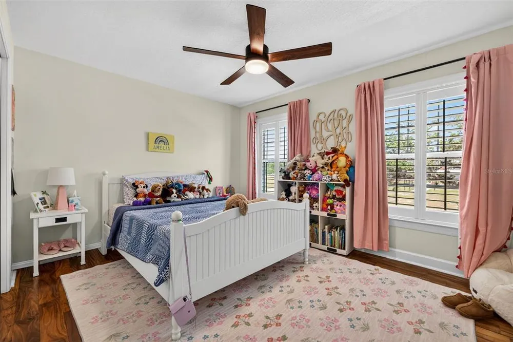 2812 W Paxton Ave, Tampa, FL 33611