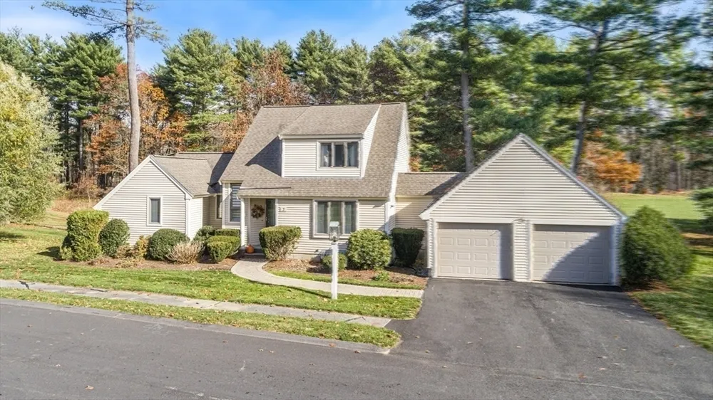 7 Wedge Ct, North Reading, MA 01864