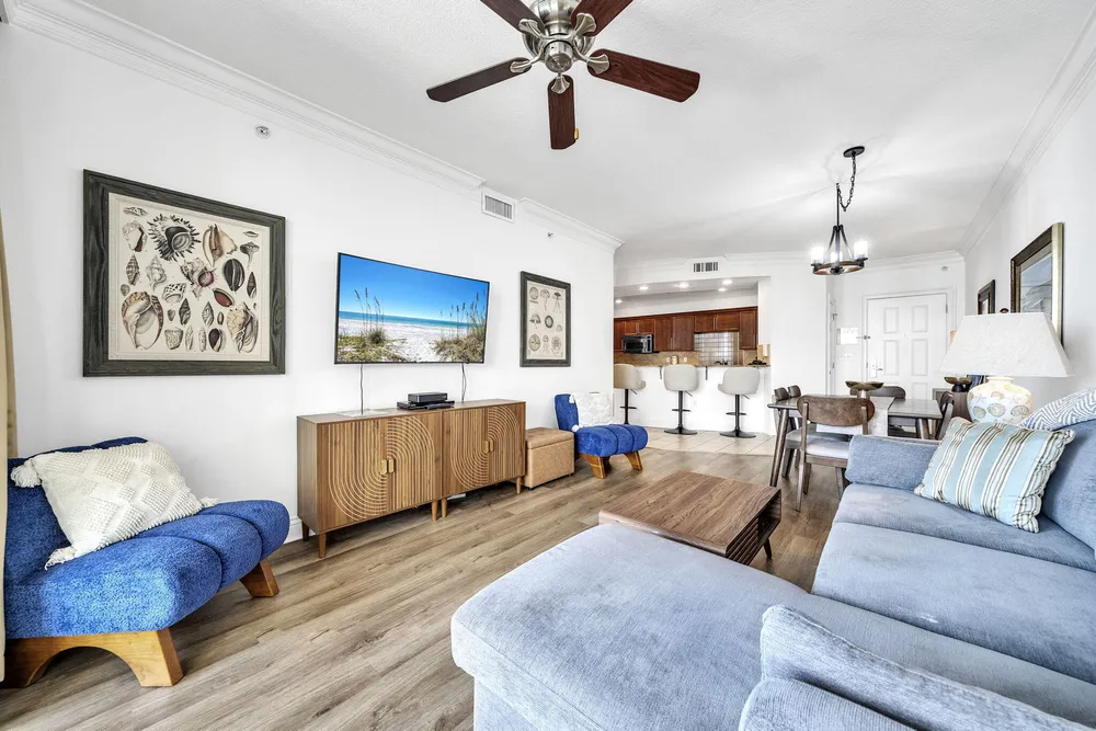 10 Harbor Blvd, Destin, FL 32541