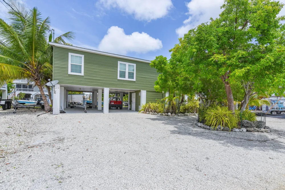29555 Enterprise Ave, Big Pine, FL 33043