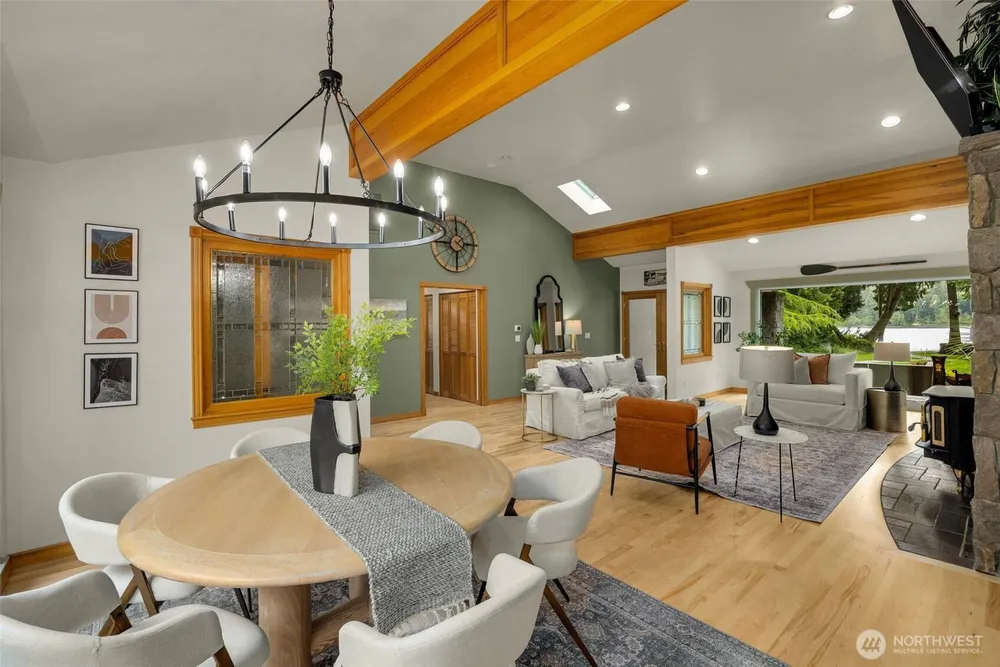 3718 S 334th St, Federal Way, WA 98001
