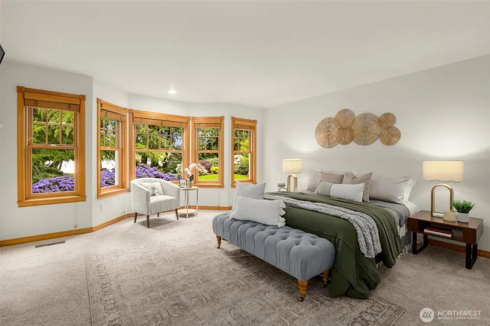 3718 S 334th St, Federal Way, WA 98001