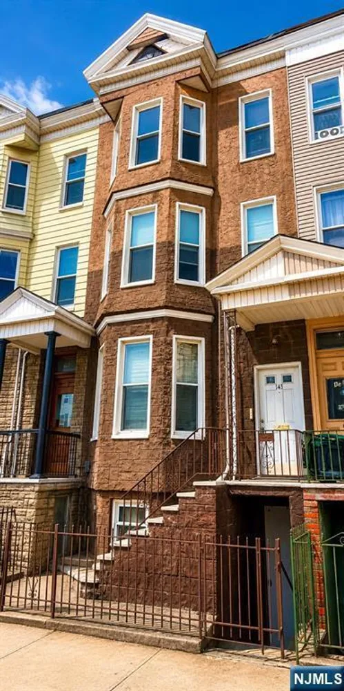 143 Hopkins Ave, Jersey City, NJ 07306
