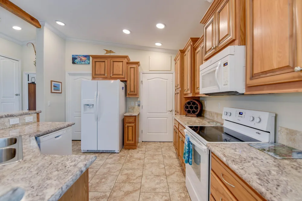29555 Enterprise Ave, Big Pine, FL 33043