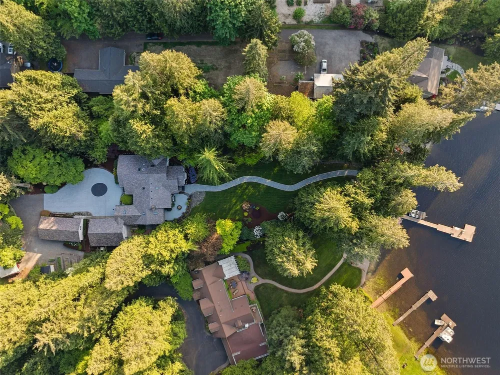 3718 S 334th St, Federal Way, WA 98001