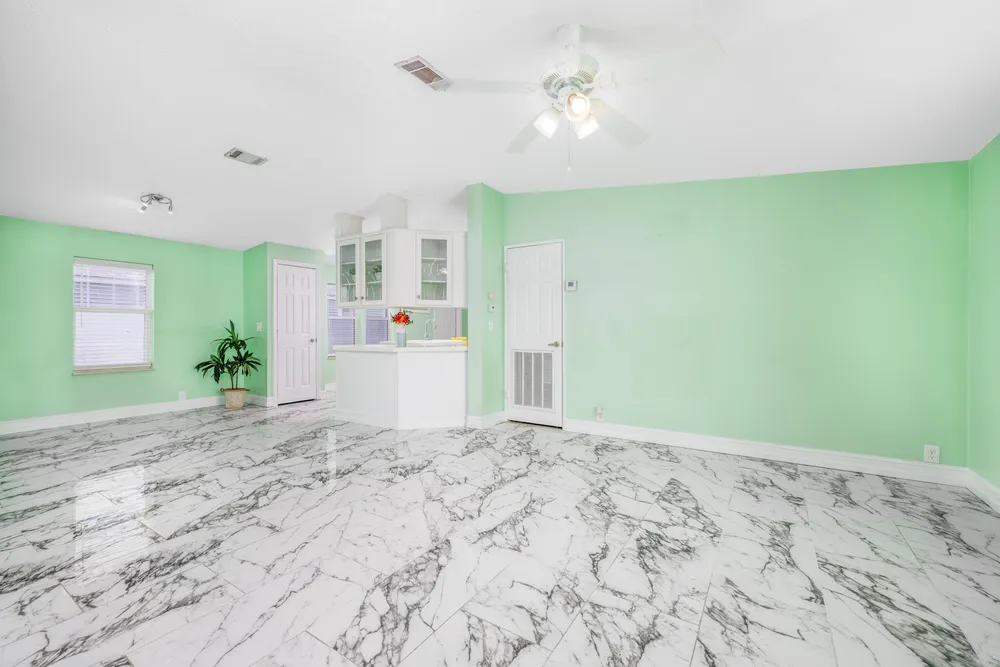 31011 Avenue C, Big Pine, FL 33043