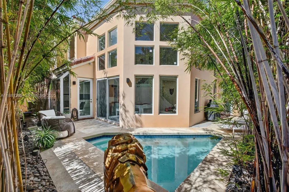 3710 NE 208th Terrace, Aventura, FL 33180