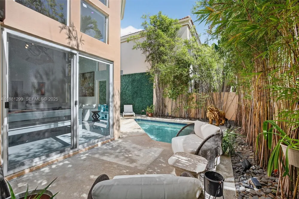 3710 NE 208th Terrace, Aventura, FL 33180