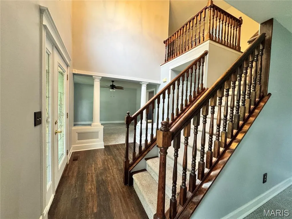 49 Autumn Crest Ct, Wentzville, MO 63385