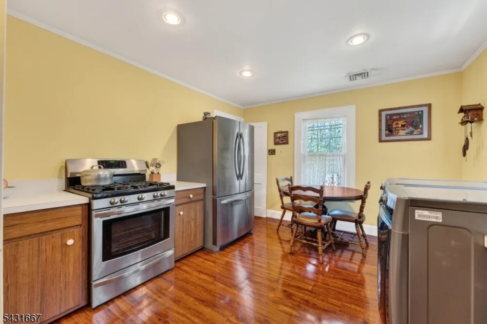 401 Union Ave, Union, Scotch Plains Township, NJ 07076