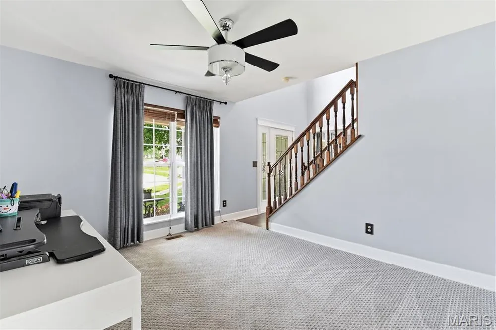 49 Autumn Crest Ct, Wentzville, MO 63385