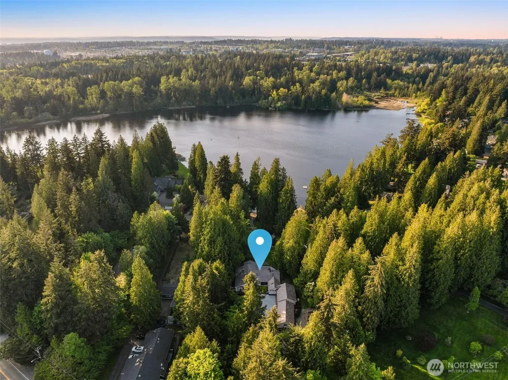 3718 S 334th St, Federal Way, WA 98001