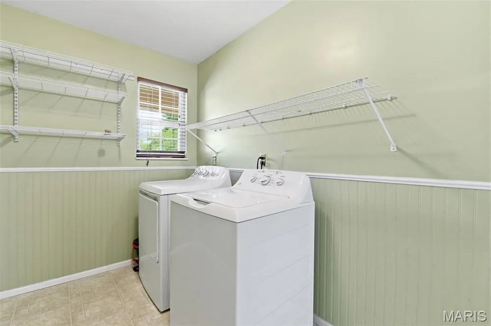 49 Autumn Crest Ct, Wentzville, MO 63385