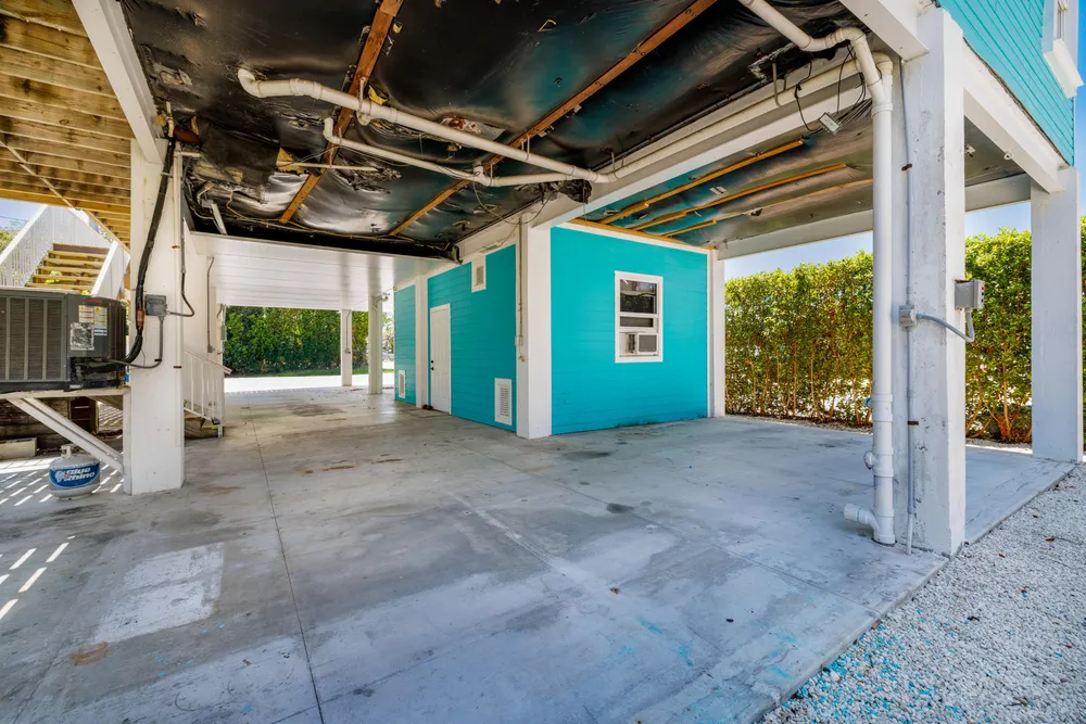 31011 Avenue C, Big Pine, FL 33043