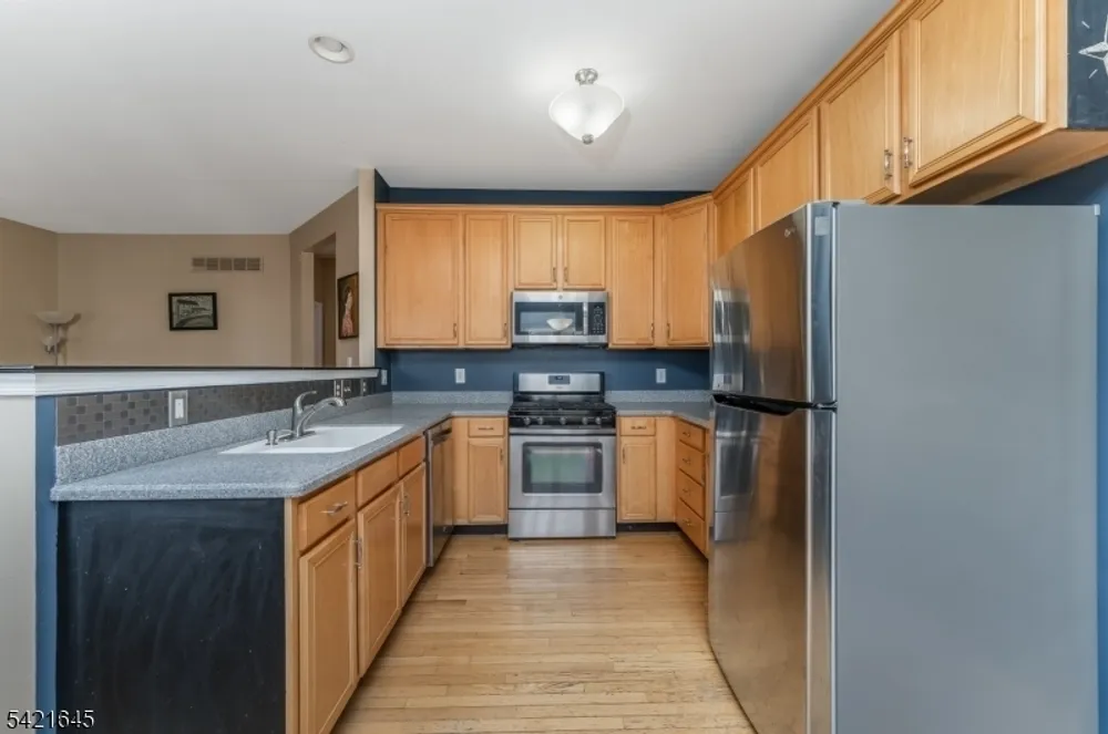 414 Hamilton Dr, Greenwich, NJ 08886