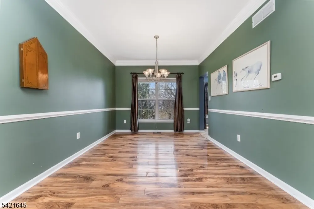 414 Hamilton Dr, Greenwich, NJ 08886