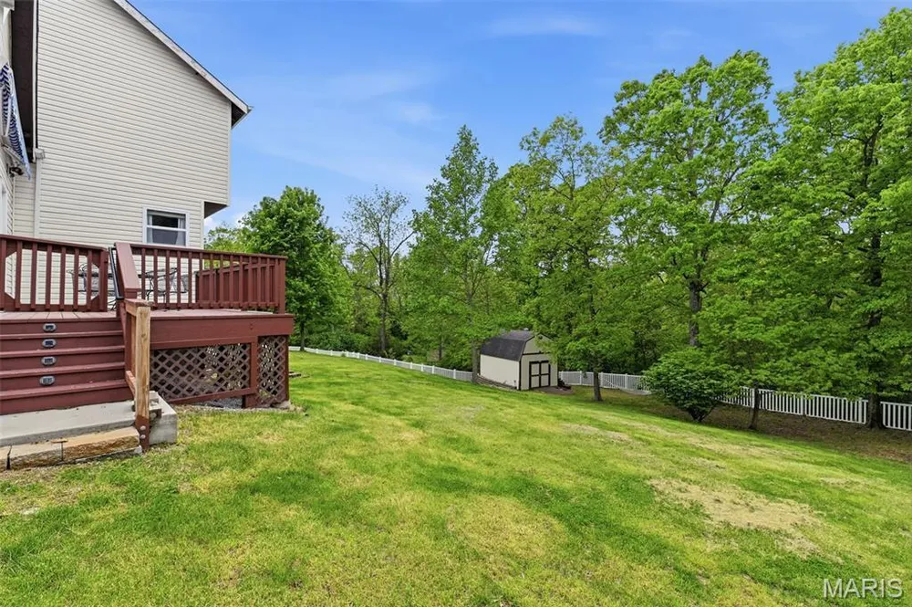 49 Autumn Crest Ct, Wentzville, MO 63385