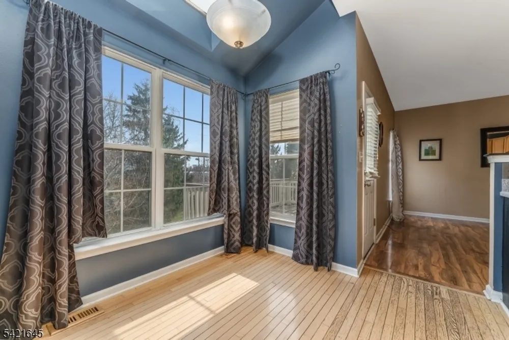 414 Hamilton Dr, Greenwich, NJ 08886