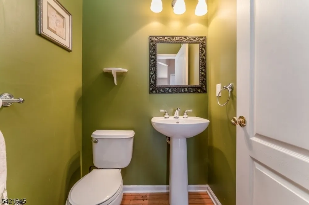 414 Hamilton Dr, Greenwich, NJ 08886