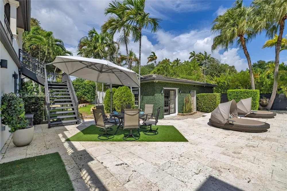 1001 NE 96th St, Miami Shores, FL 33138