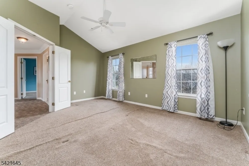 414 Hamilton Dr, Greenwich, NJ 08886