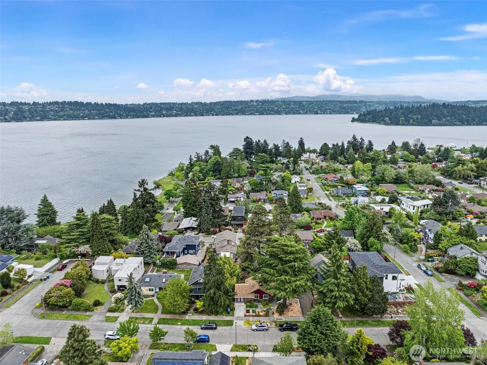 4020 47th Ave S, Seattle, WA 98118
