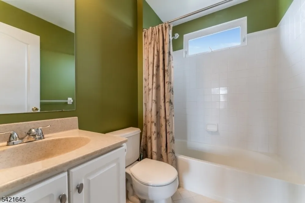 414 Hamilton Dr, Greenwich, NJ 08886