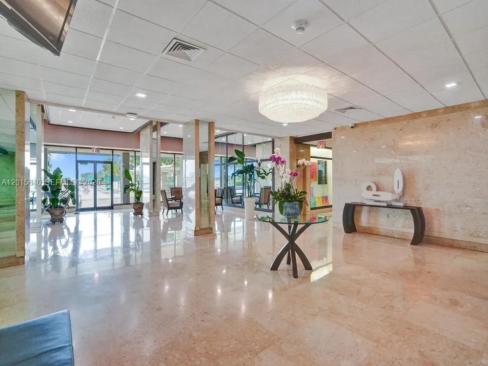 300 Bayview Dr, Sunny Isles Beach, FL 33160