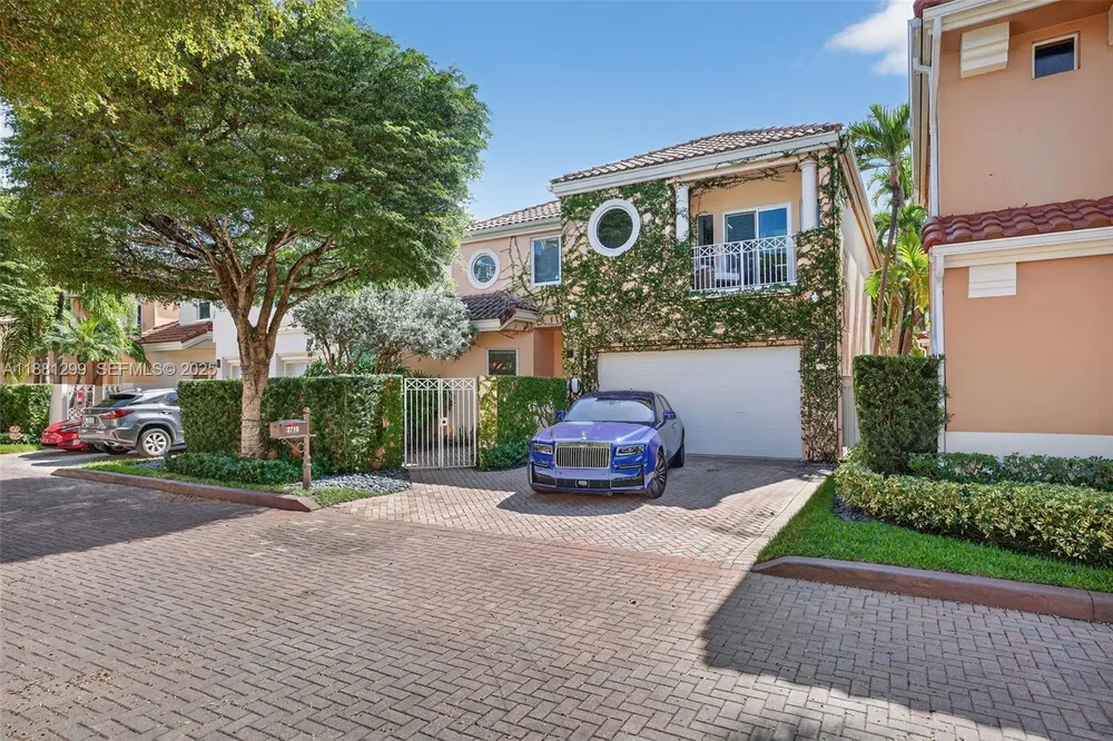 3710 NE 208th Terrace, Aventura, FL 33180