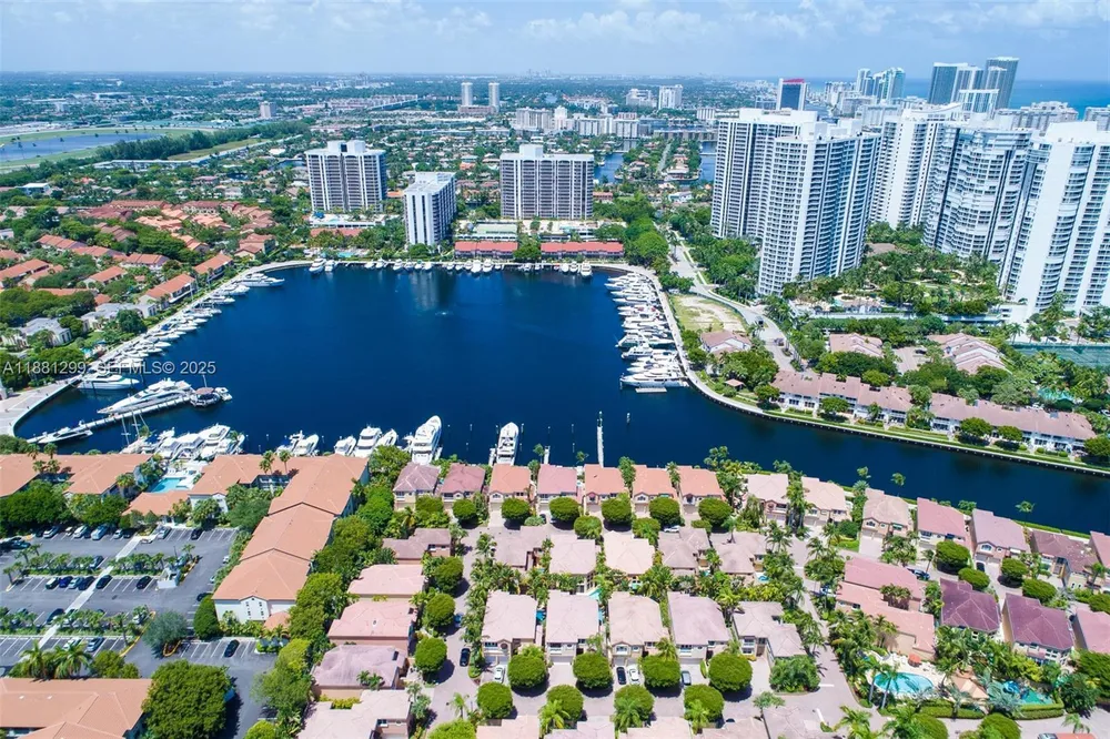 3710 NE 208th Terrace, Aventura, FL 33180