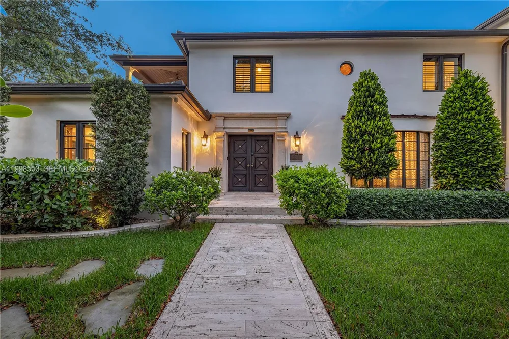 1001 NE 96th St, Miami Shores, FL 33138