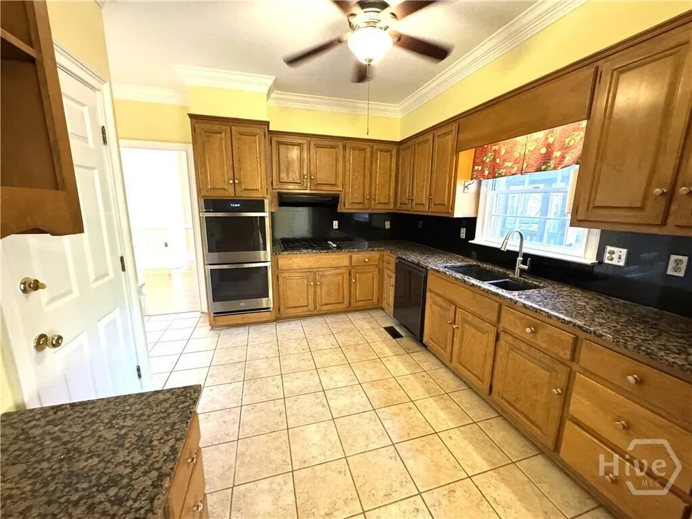 134 Bent Tree Dr, Athens, GA 30606