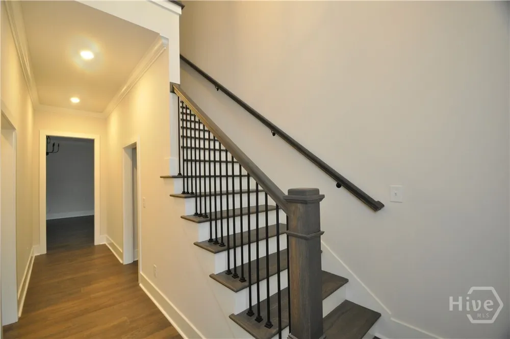 137 Timothy Park Ln, Athens, GA 30606-3963