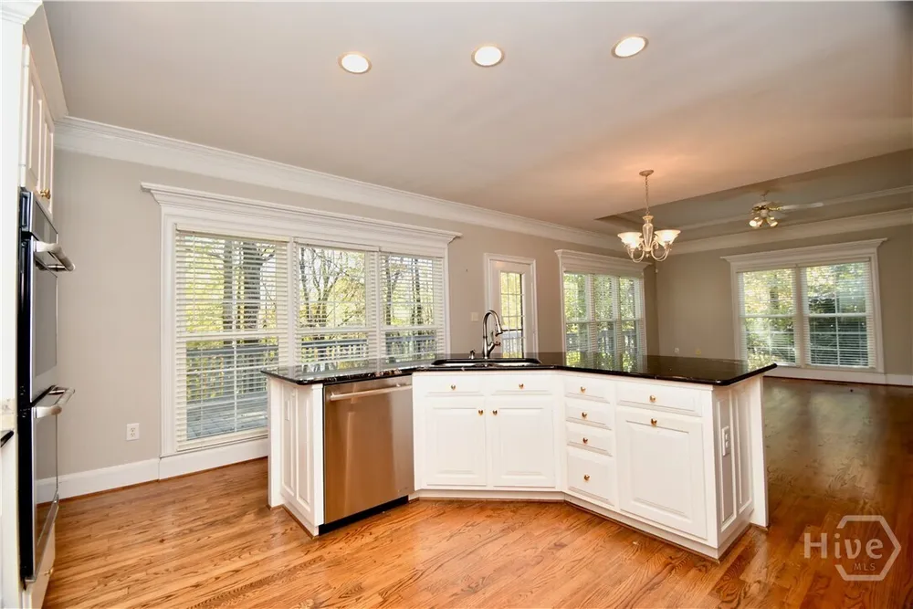 218 Thornhill Dr, Athens, GA 30607
