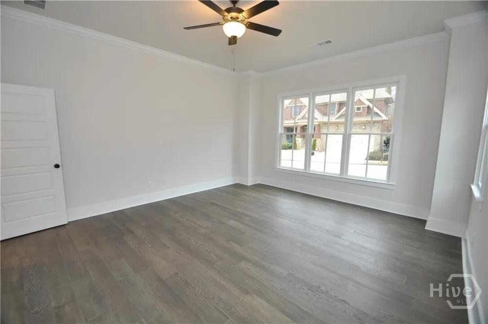 137 Timothy Park Ln, Athens, GA 30606-3963