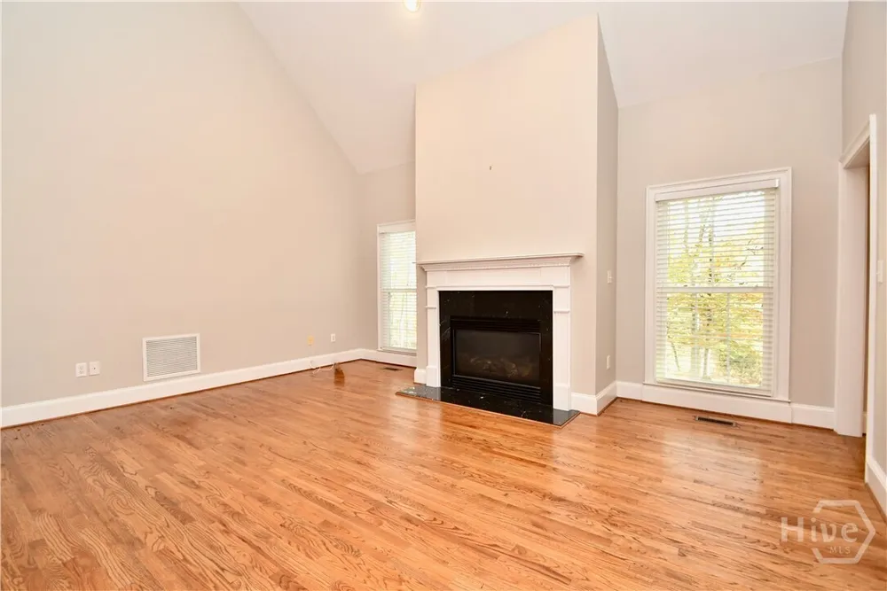 218 Thornhill Dr, Athens, GA 30607