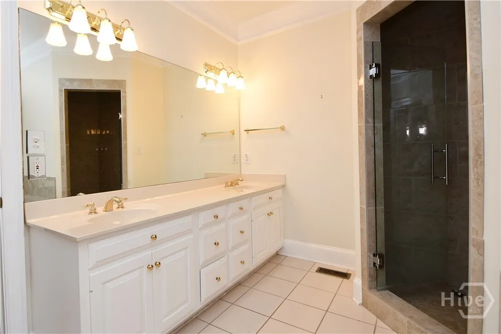 218 Thornhill Dr, Athens, GA 30607
