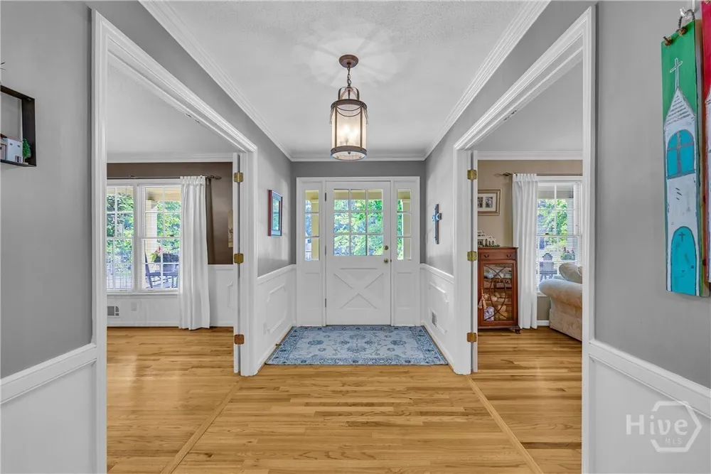 155 Devereux Dr, Athens, GA 30606