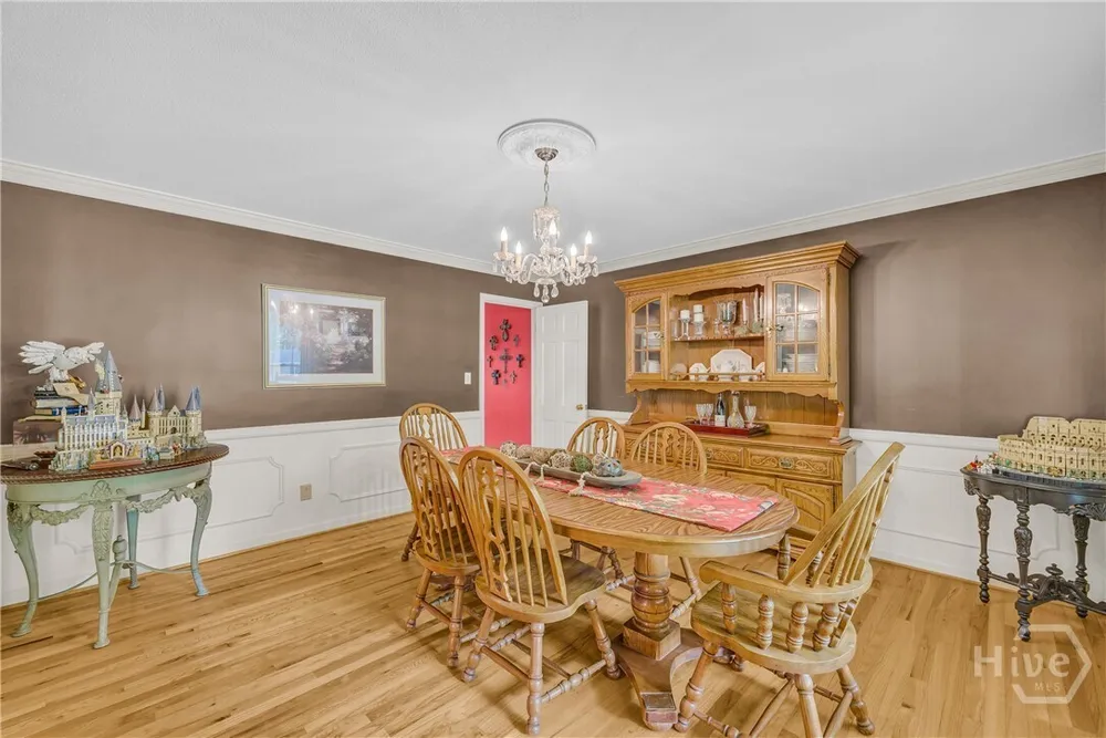 155 Devereux Dr, Athens, GA 30606