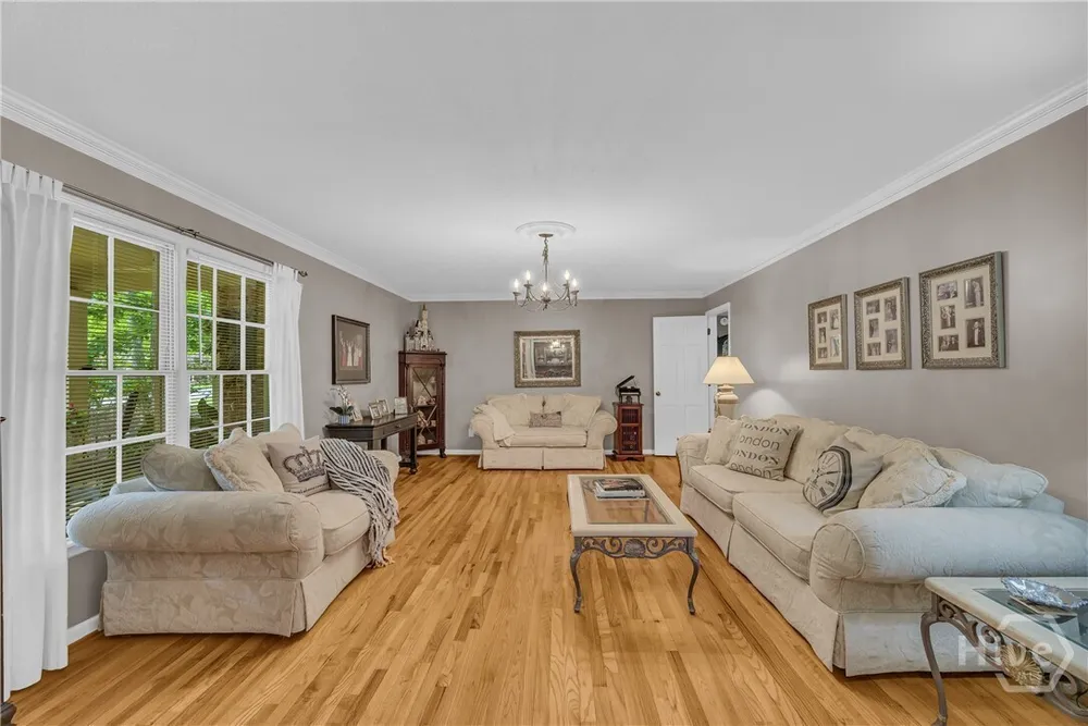 155 Devereux Dr, Athens, GA 30606