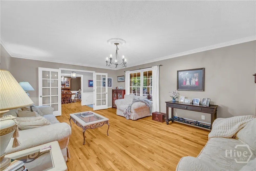 155 Devereux Dr, Athens, GA 30606